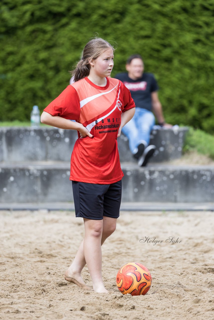 Bild 70 - wBJ/wCJ Beachsoccer Cup